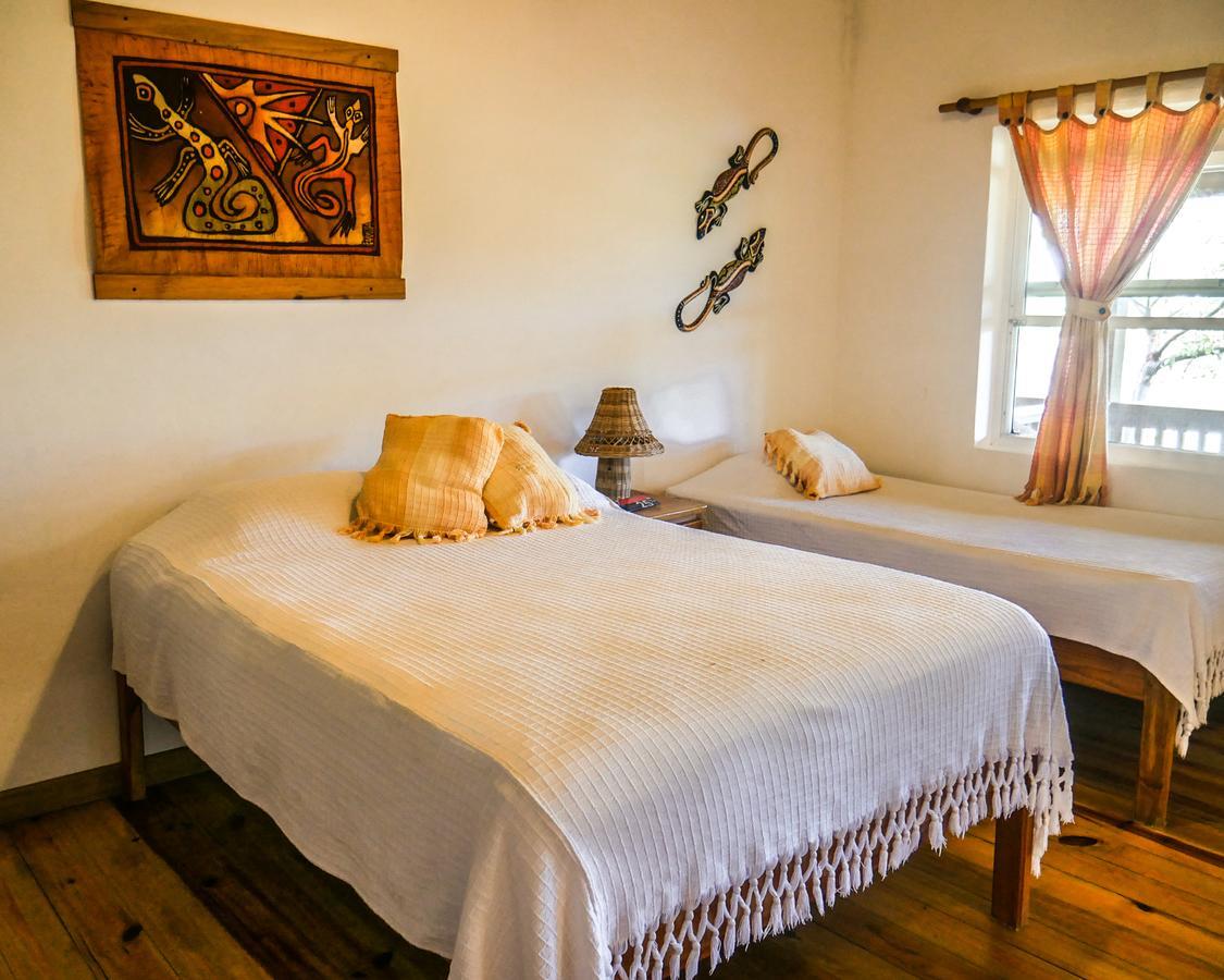 Hotel Posada Las Orquideas,West End Bagian luar foto