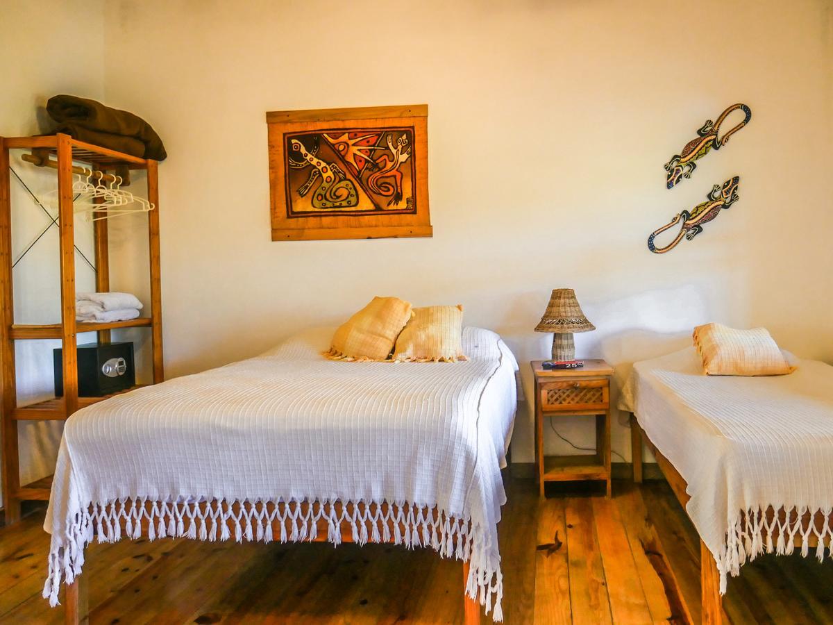 Hotel Posada Las Orquideas,West End Bagian luar foto