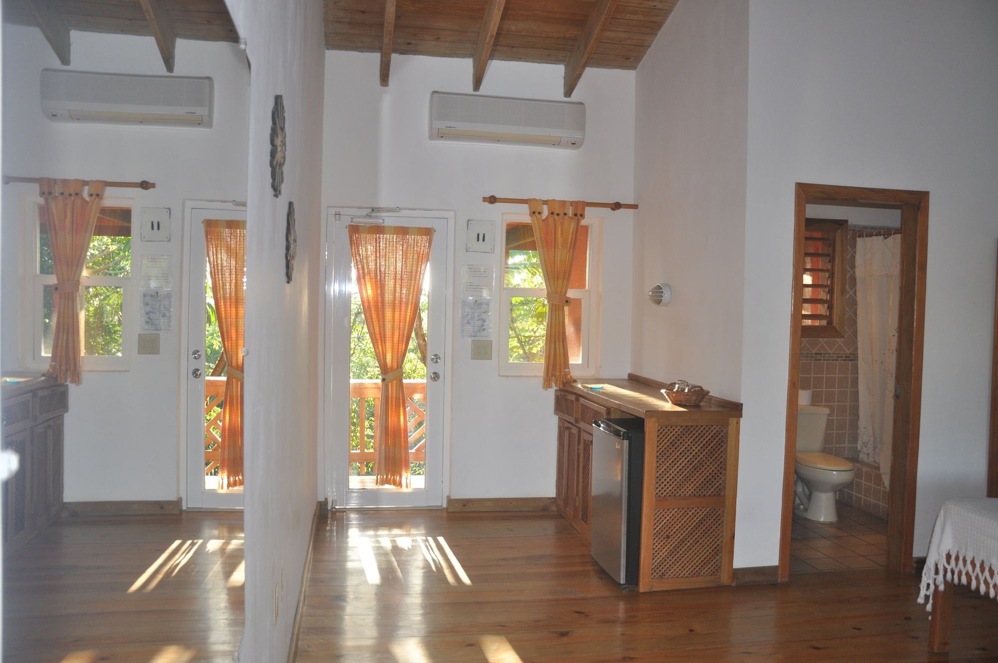 Hotel Posada Las Orquideas,West End Bagian luar foto