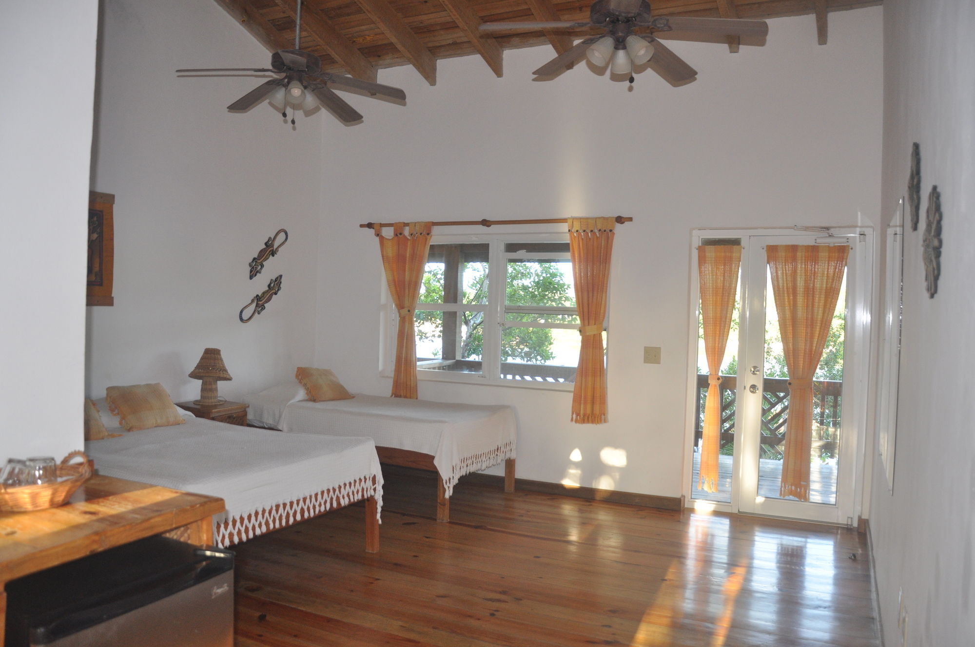 Hotel Posada Las Orquideas,West End Bagian luar foto